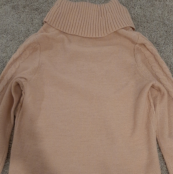 Calvin Klein Women's Light Pink Sweater - Picture 3 of 11